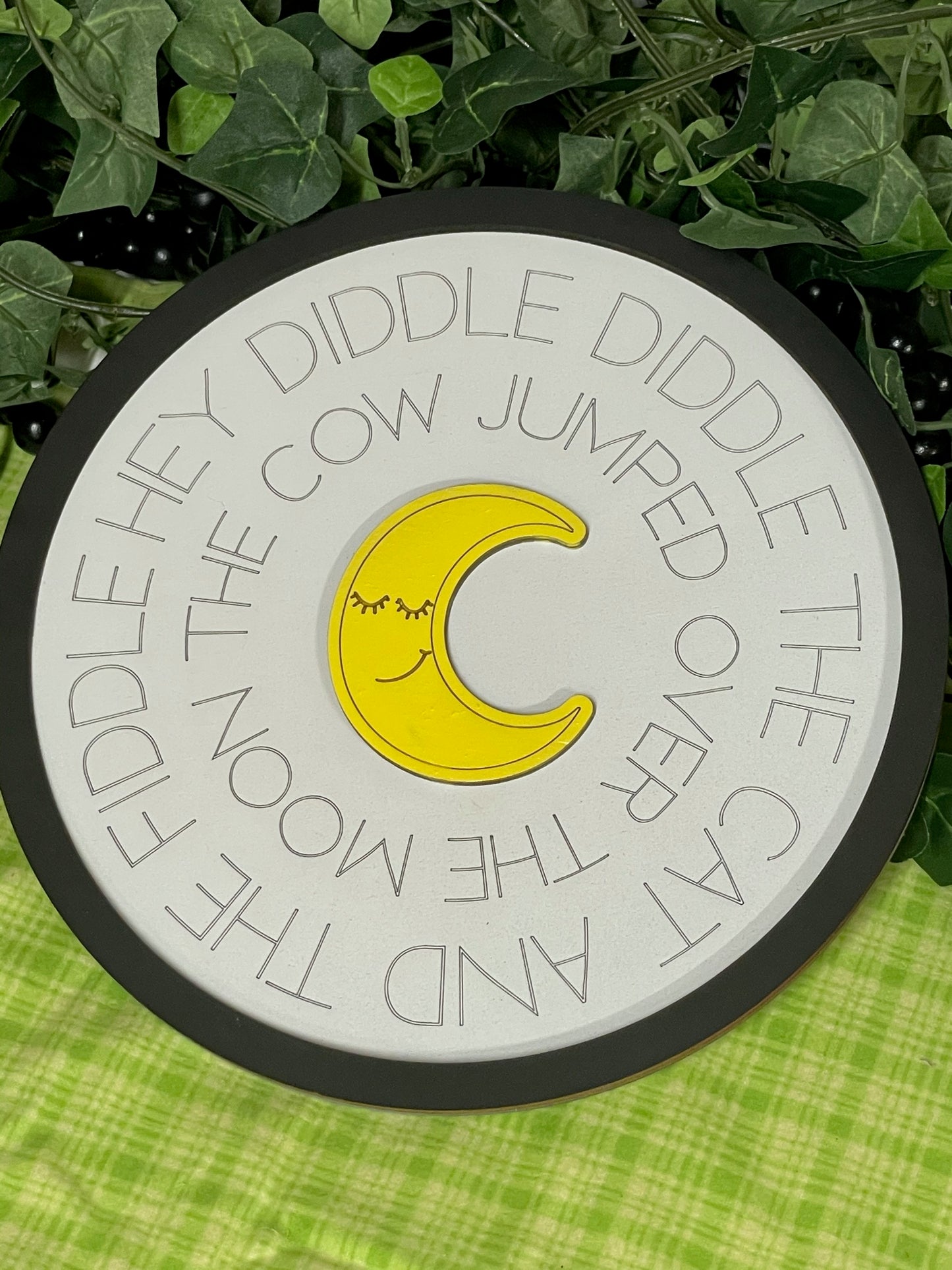 Layered Round Nursery Rhyme: Hey Diddle Diddle Set Laser Ready SVG File Glowforge